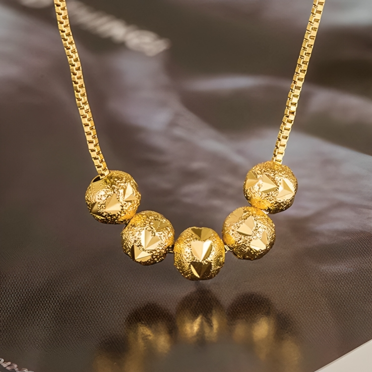 beads décor necklace beads décor necklace