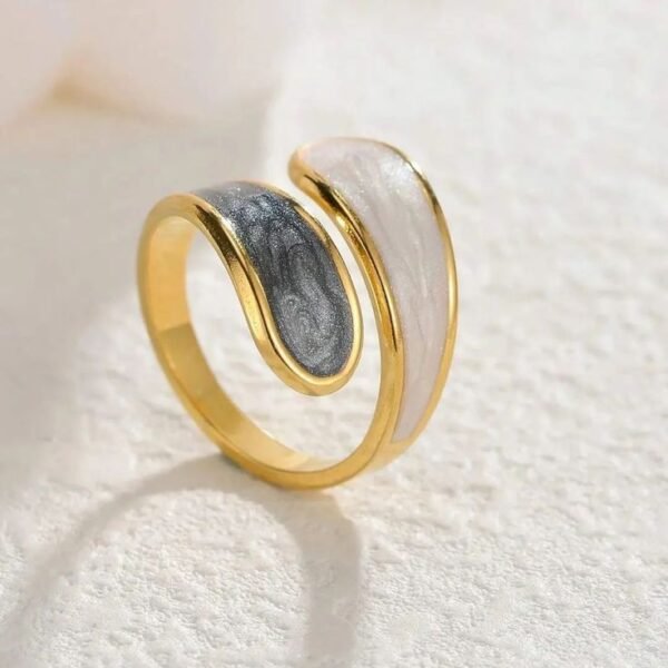 drop water shaped ring