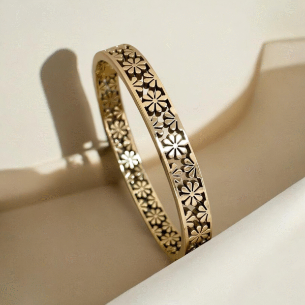 hollow flower bracelet