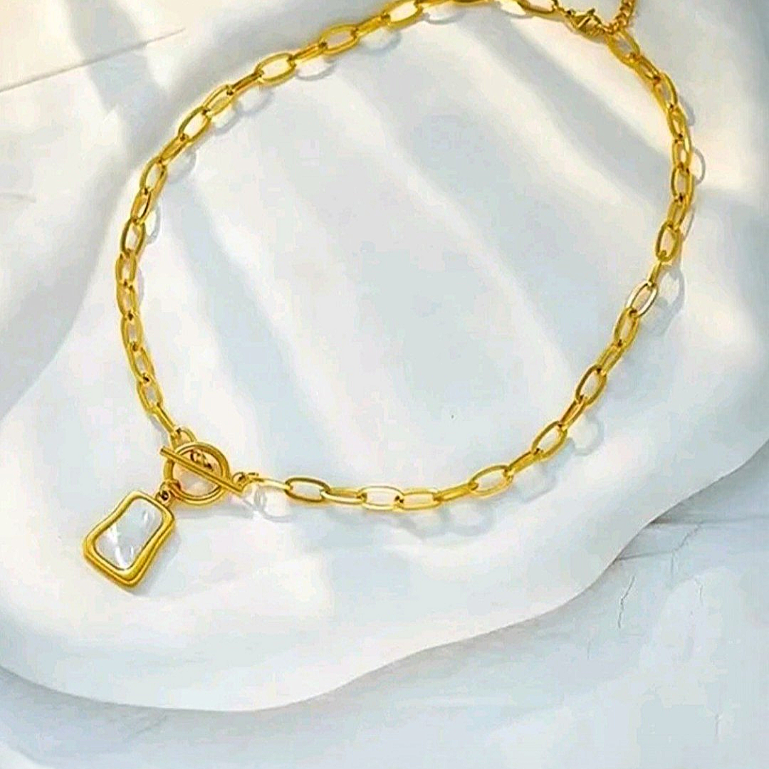 shell pendant necklace shell pendant necklace